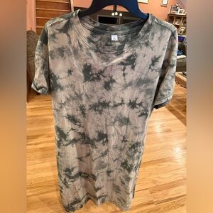 Old Navy Tie-Dye Maxi Dress with Side Slits – Size XL